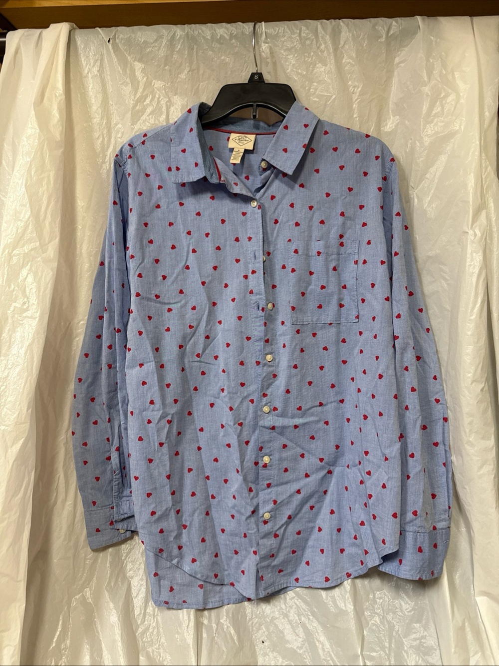 St. John's Bay Light Blue Button-Down Shirt with Red Heart Print size medium